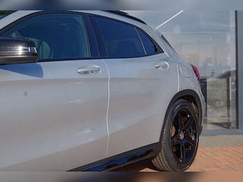 Used Mercedes-Benz GLA 2014 for sale - 76412613: Photo