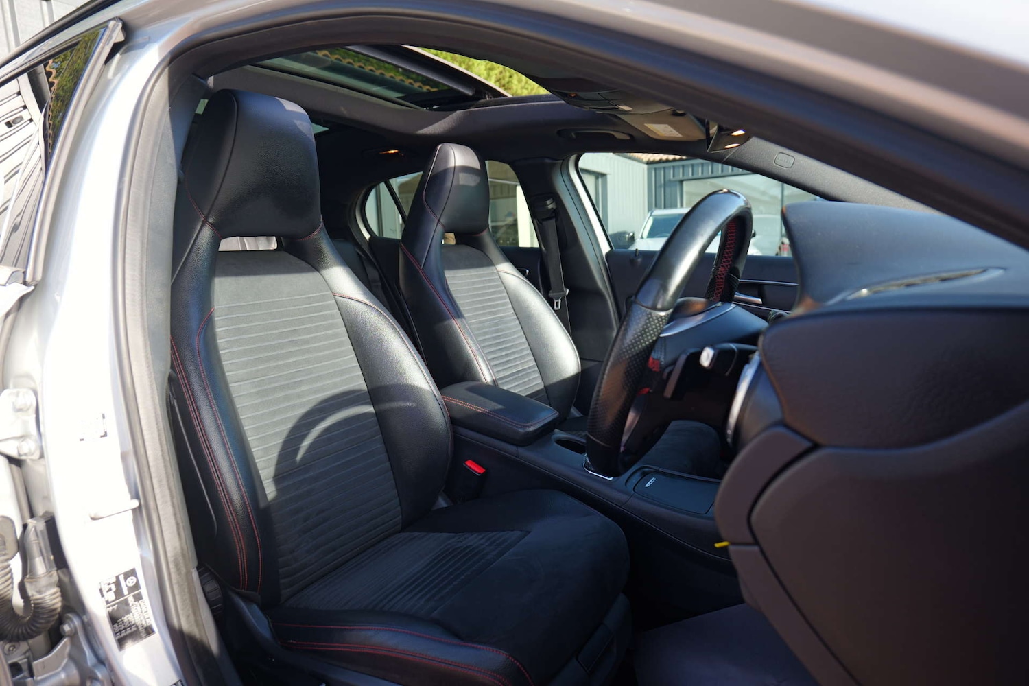 Used Mercedes-Benz GLA 2014 for sale - 76412613: Photo 35