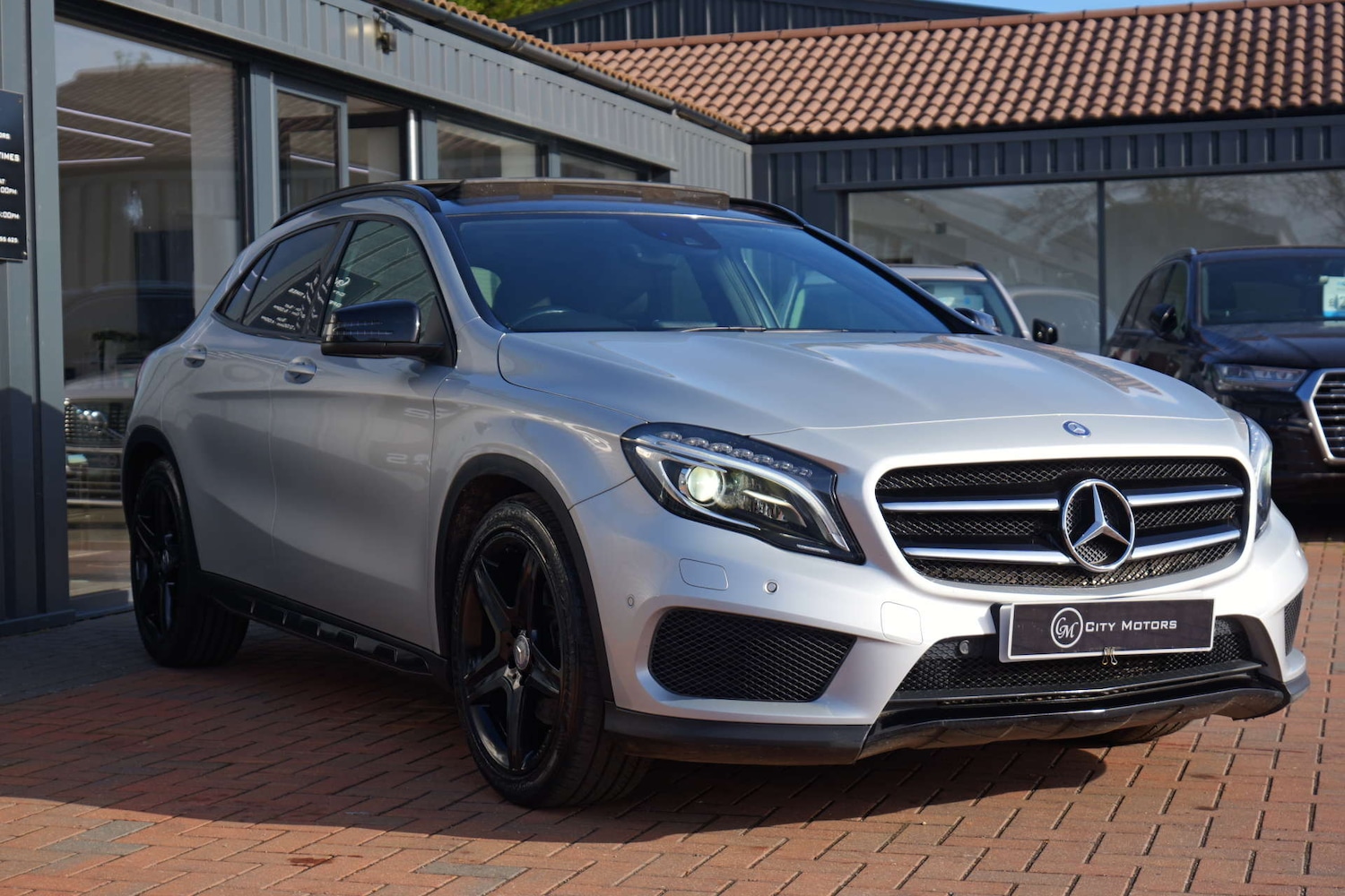Used Mercedes-Benz GLA 2014 for sale - 76412613: Photo 4