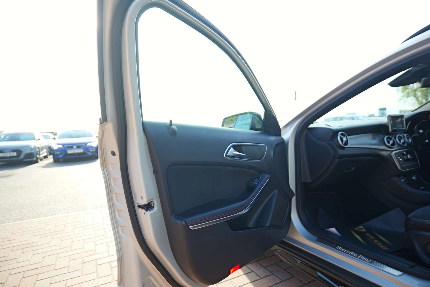 Used Mercedes-Benz GLA 2014 for sale - 76412613: Photo 84