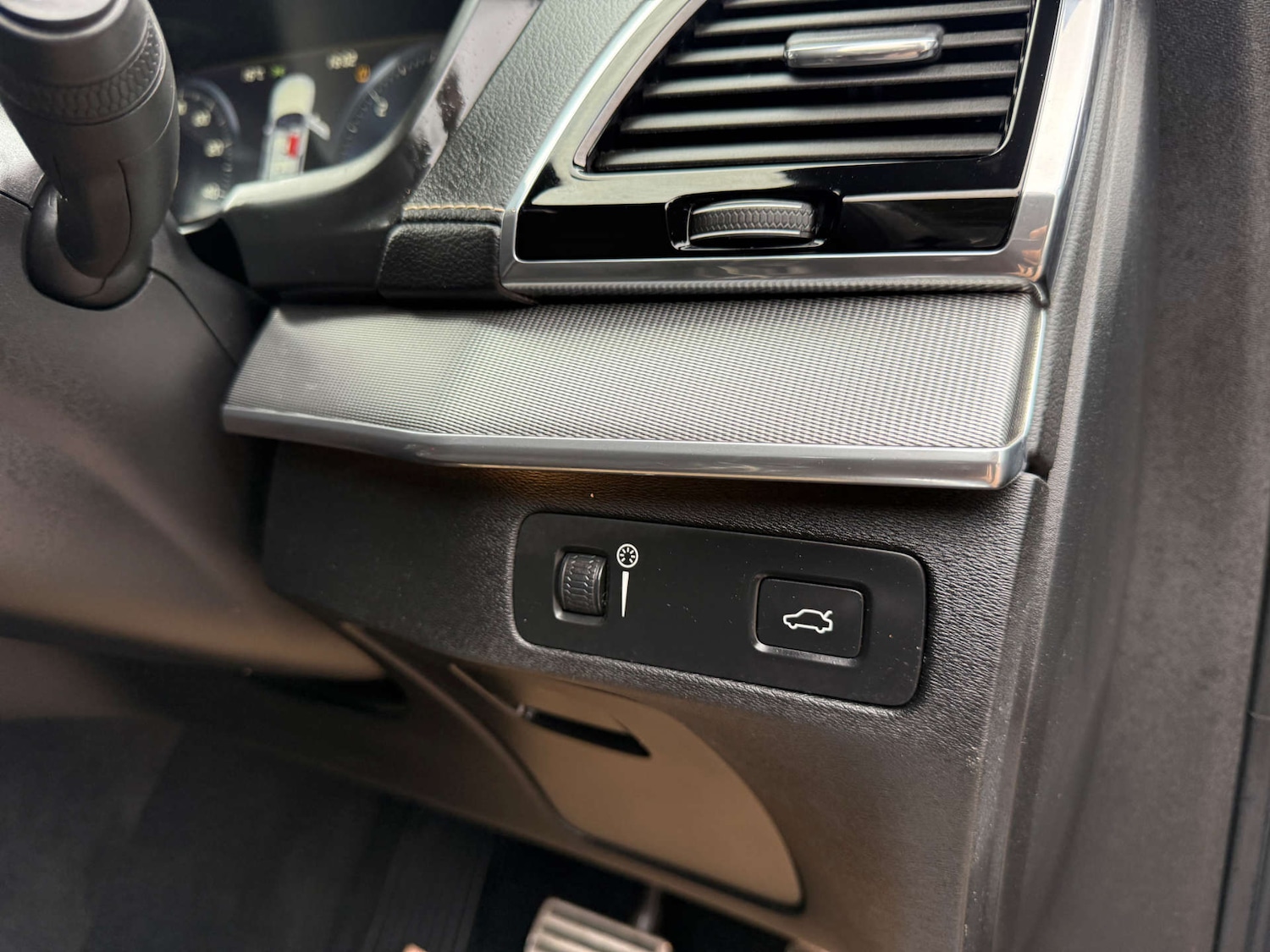 Used Volvo XC90 2019 for sale - 78131981: Photo 61