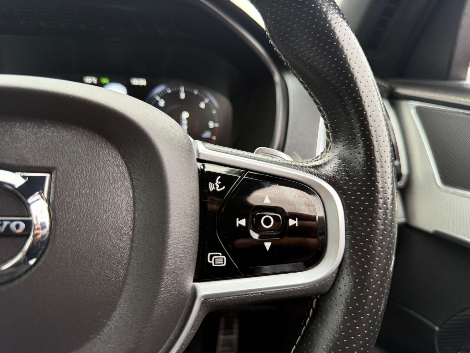 Used Volvo XC90 2019 for sale - 78131981: Photo 69