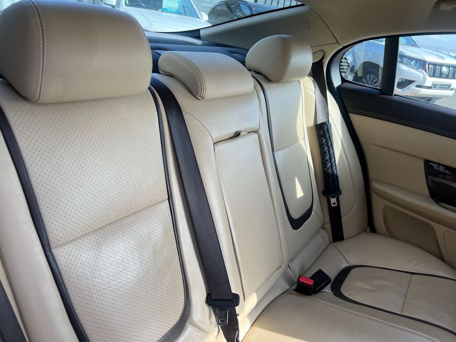 Used Jaguar XF 2015 for sale - 77664910: Photo 3