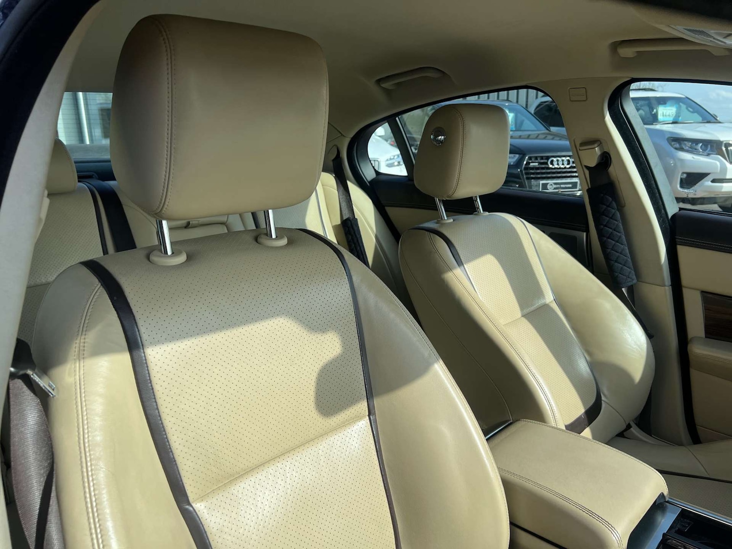 Used Jaguar XF 2015 for sale - 77664910: Photo 5