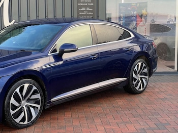 Used Volkswagen Arteon 2018 for sale - 77590655: Photo