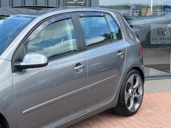 Used Volkswagen Golf 2005 for sale - 78962052: Photo