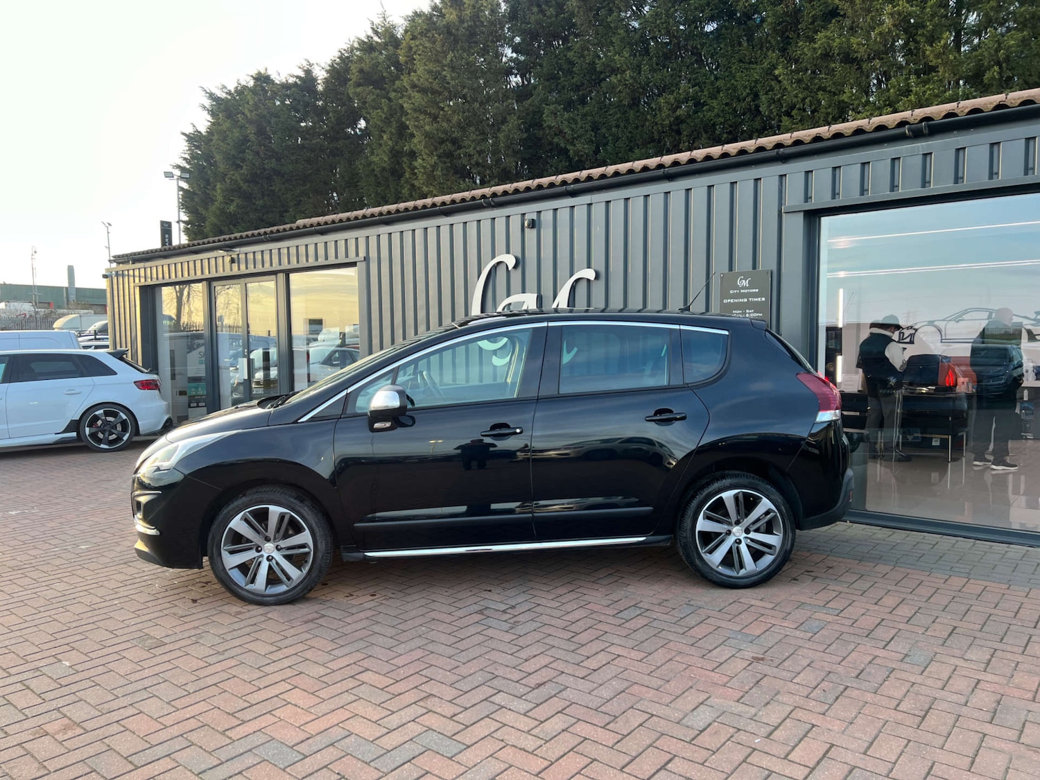 Used Peugeot 3008 2017 for sale - 77653003: Photo 11