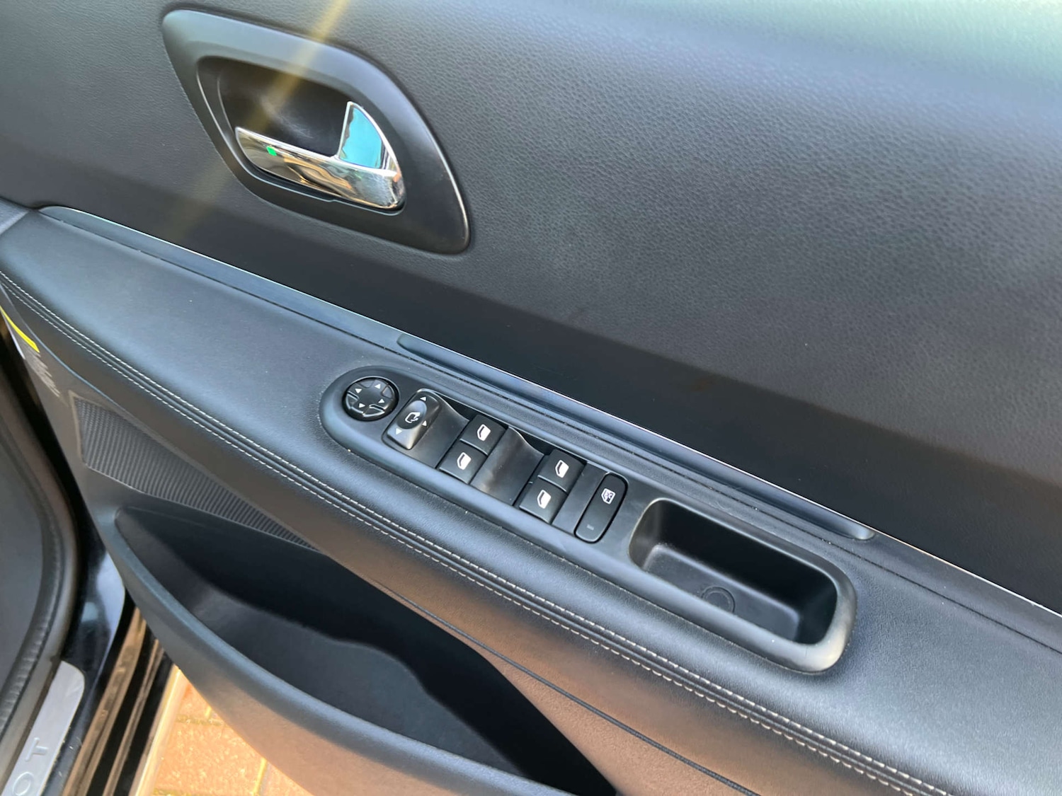 Used Peugeot 3008 2017 for sale - 77653003: Photo 16