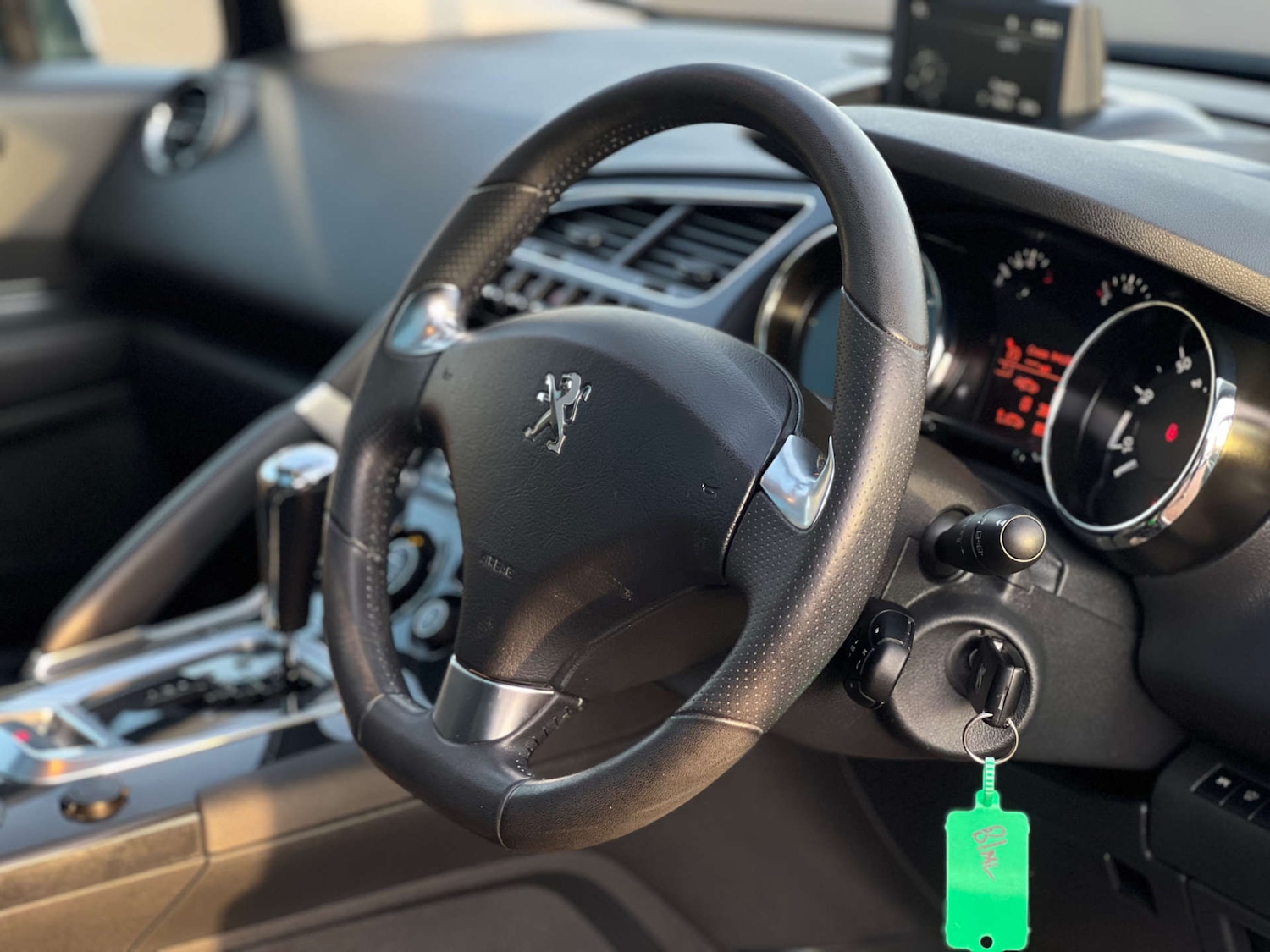 Used Peugeot 3008 2017 for sale - 77653003: Photo 18