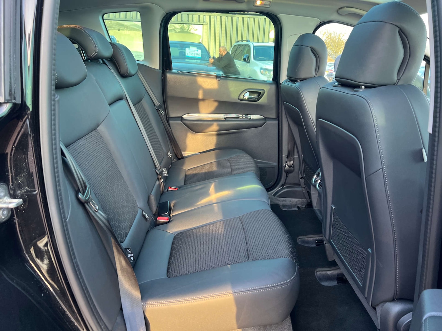 Used Peugeot 3008 2017 for sale - 77653003: Photo 31