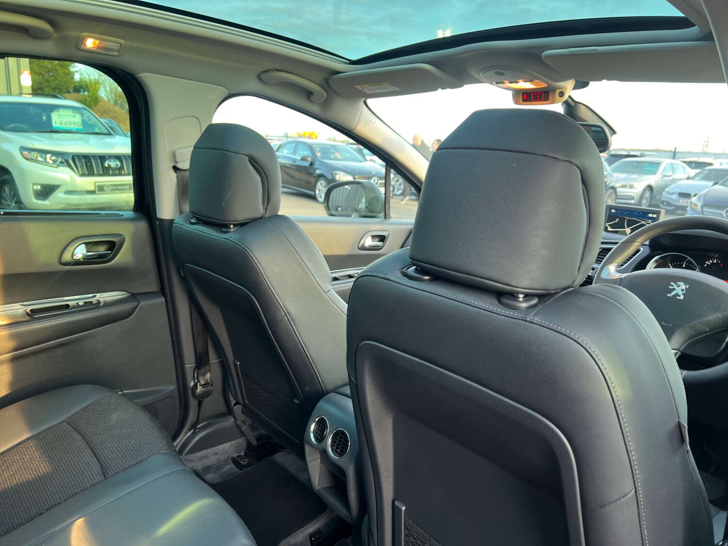 Used Peugeot 3008 2017 for sale - 77653003: Photo 33