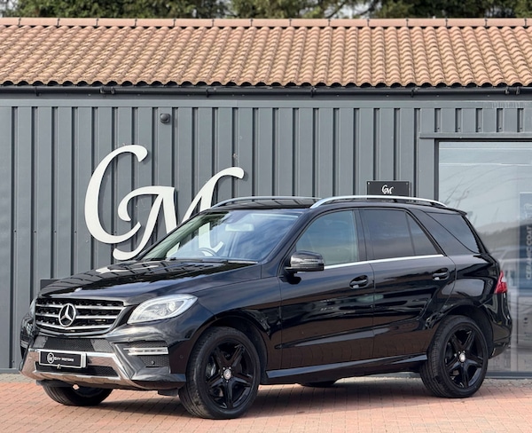 Used Mercedes-Benz M-Class 2015 for sale - 76210020: Photo 1