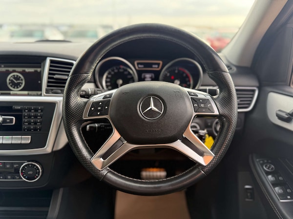 Used Mercedes-Benz M-Class 2015 for sale - 76210020: Photo 39