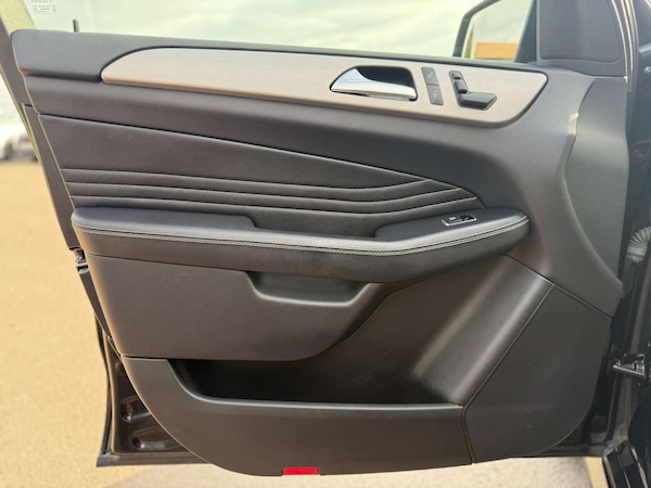 Used Mercedes-Benz M-Class 2015 for sale - 76210020: Photo 84