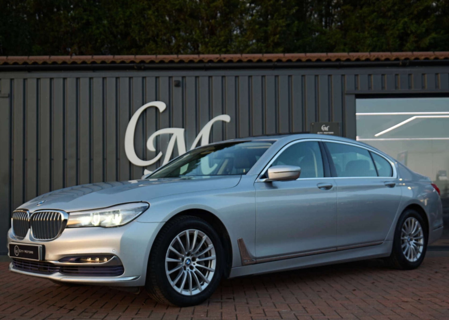 Used BMW 7 Series 2016 for sale - 76884363: Photo 1