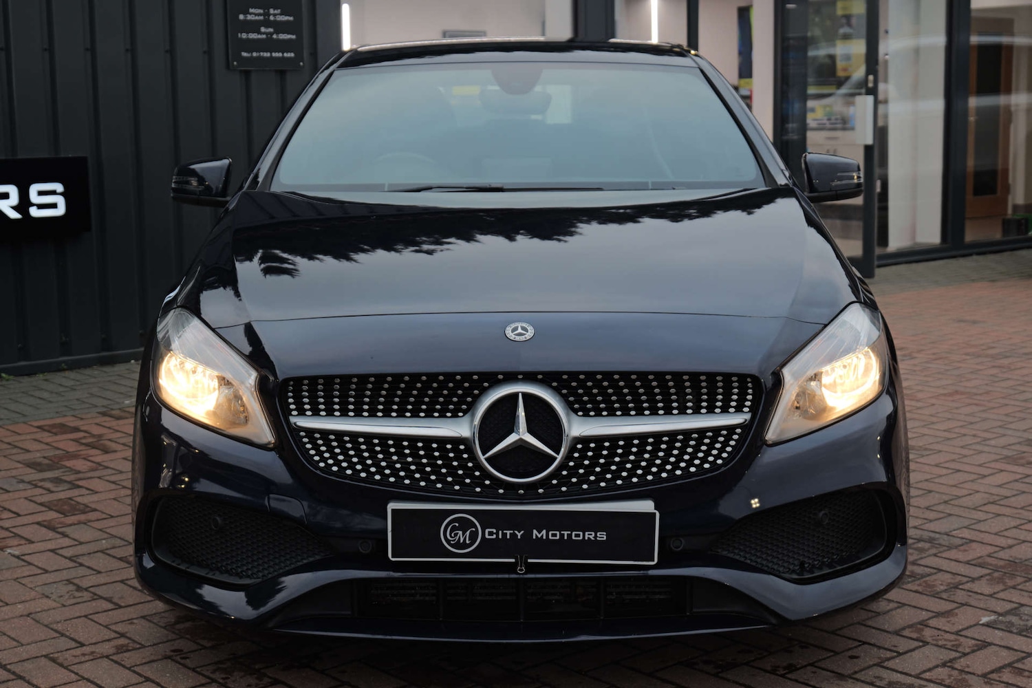 Used Mercedes-Benz A-Class 2017 for sale - 77368278: Photo 2