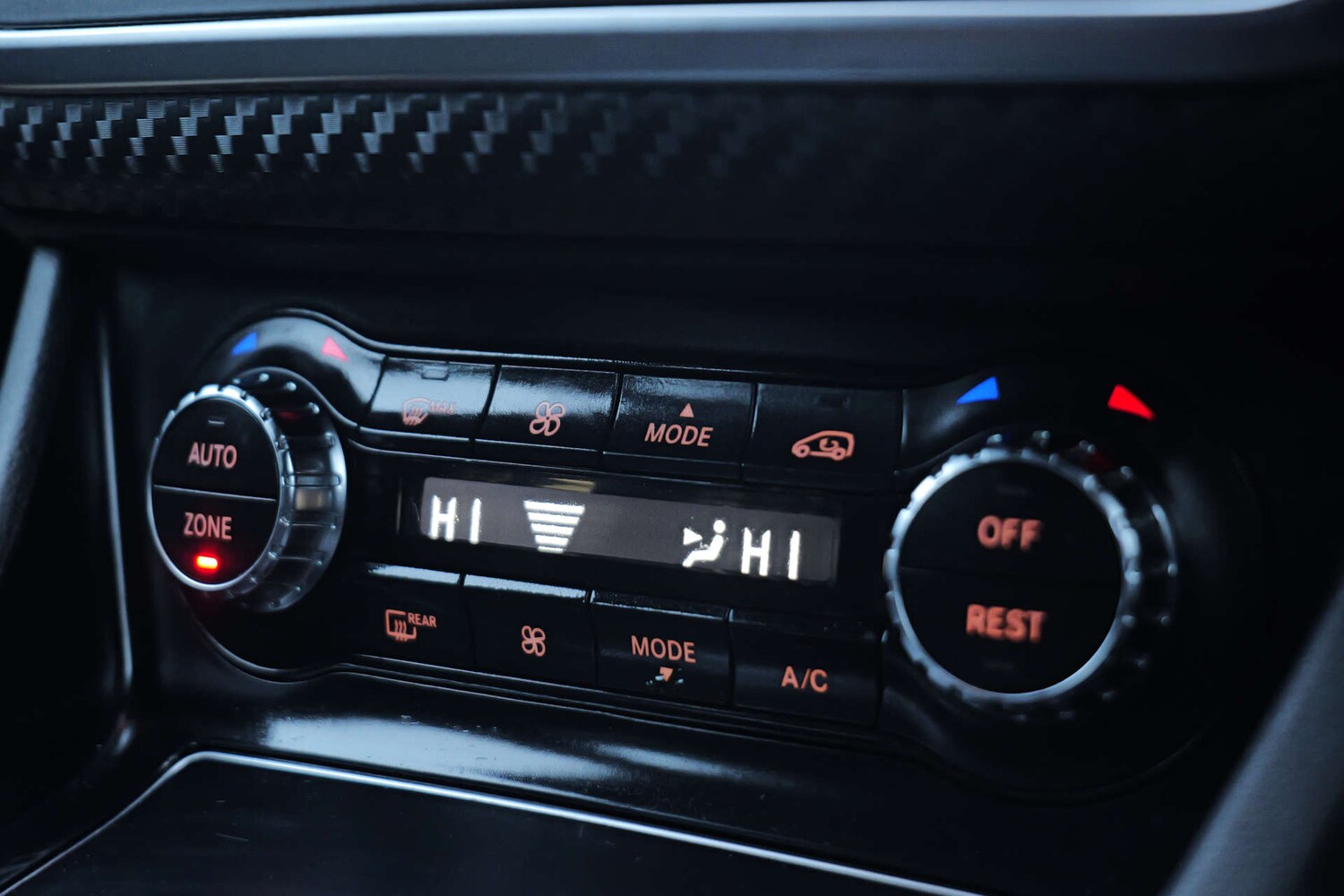 Used Mercedes-Benz A-Class 2017 for sale - 77368278: Photo 28