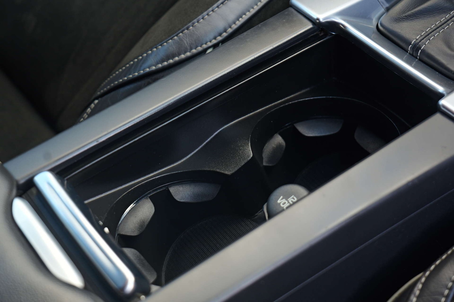 Used Volvo XC60 2017 for sale - 77261383: Photo 27