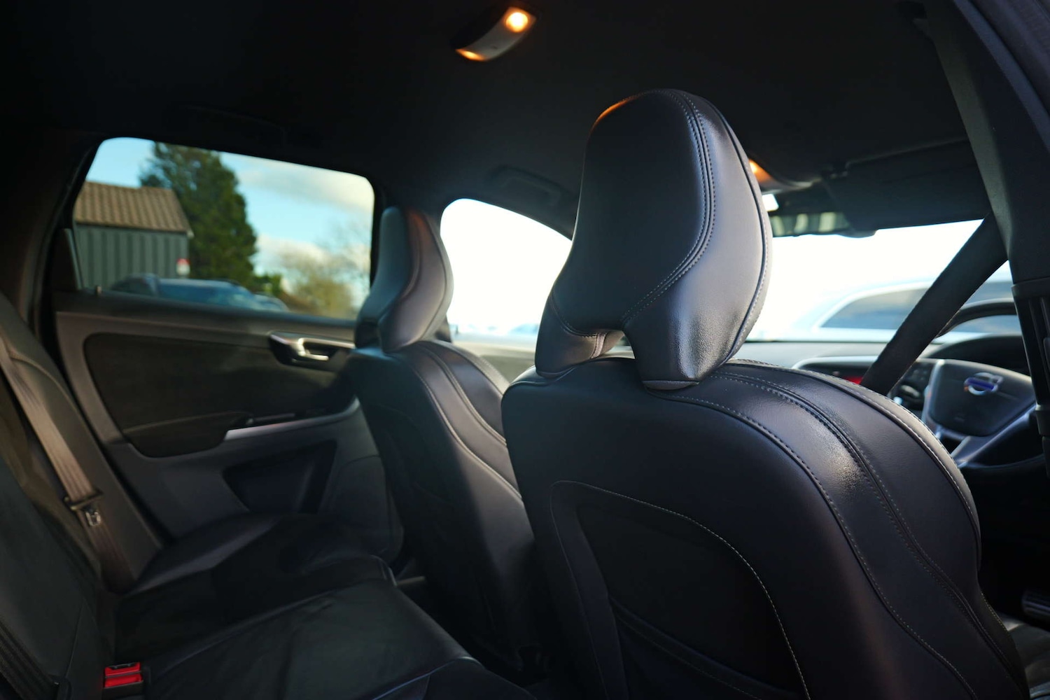 Used Volvo XC60 2017 for sale - 77261383: Photo 31