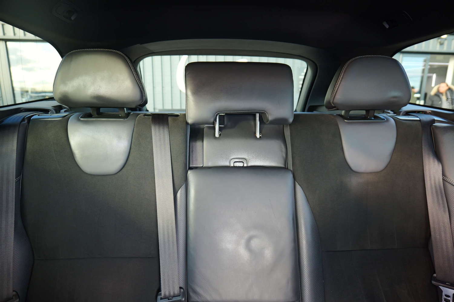 Used Volvo XC60 2017 for sale - 77261383: Photo 34