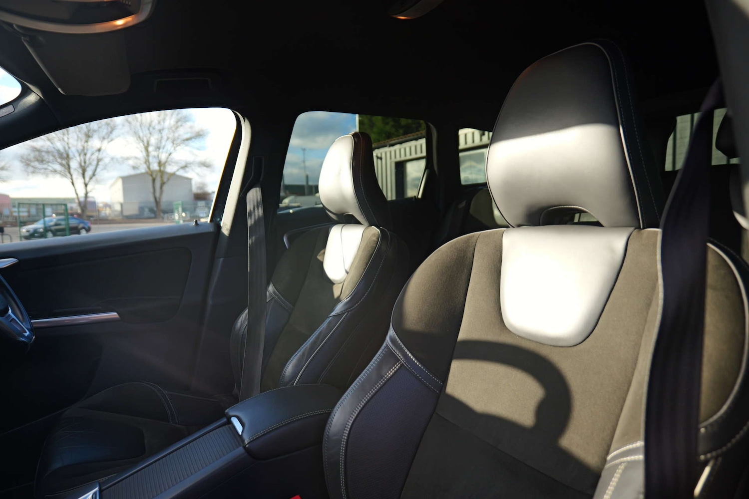 Used Volvo XC60 2017 for sale - 77261383: Photo 39