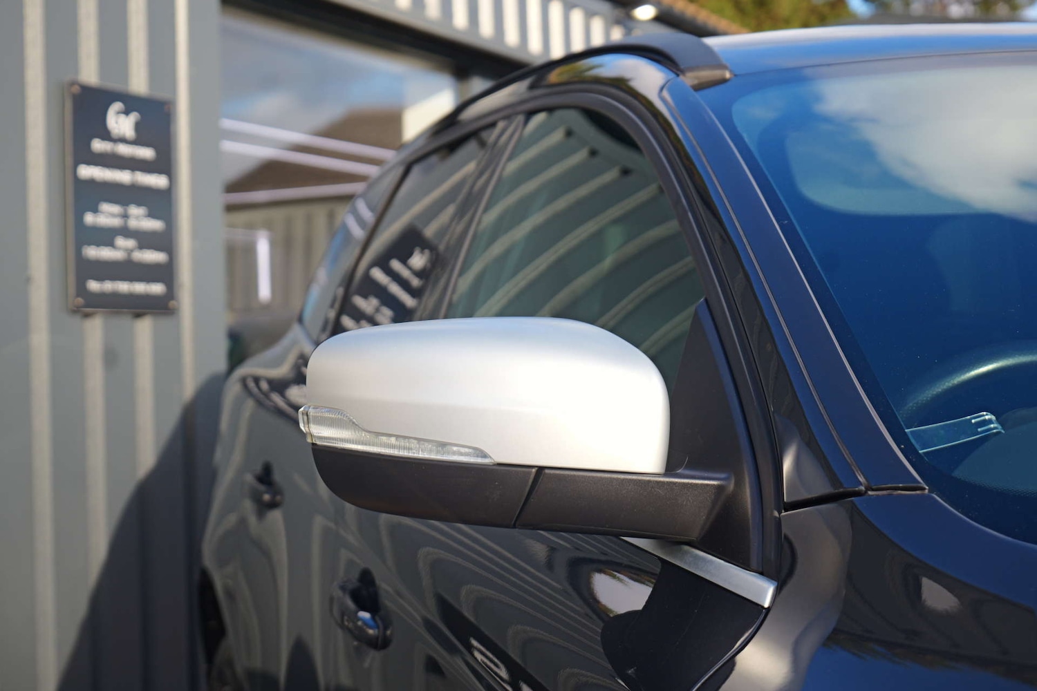 Used Volvo XC60 2017 for sale - 77261383: Photo 47