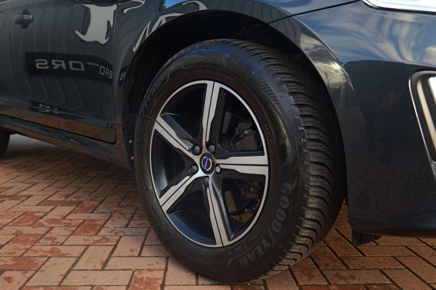 Used Volvo XC60 2017 for sale - 77261383: Photo 50