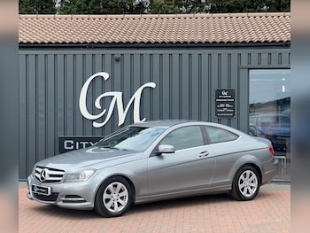 Used Mercedes-Benz C Class 2013 for sale - 79072853: Photo
