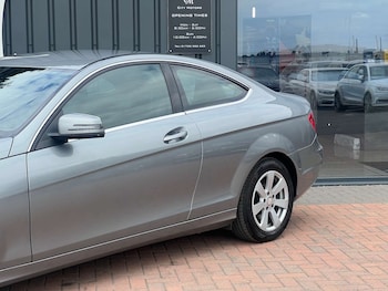 Used Mercedes-Benz C Class 2013 for sale - 79072853: Photo