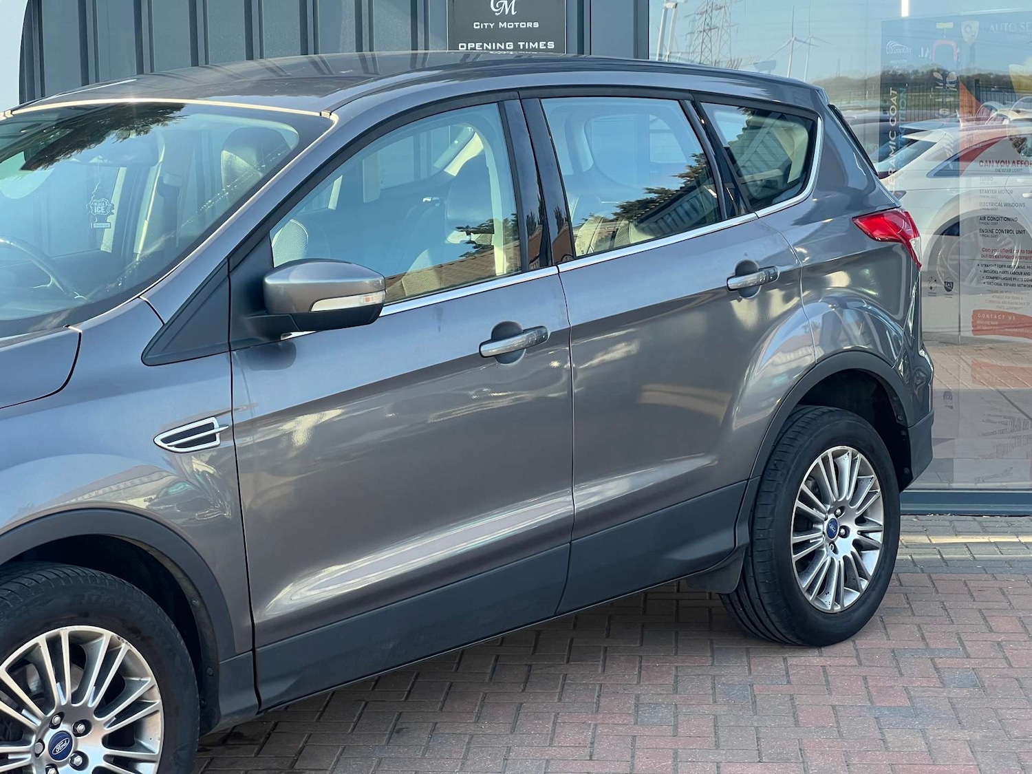 Used Ford Kuga 2013 for sale - 78111260: Photo 2