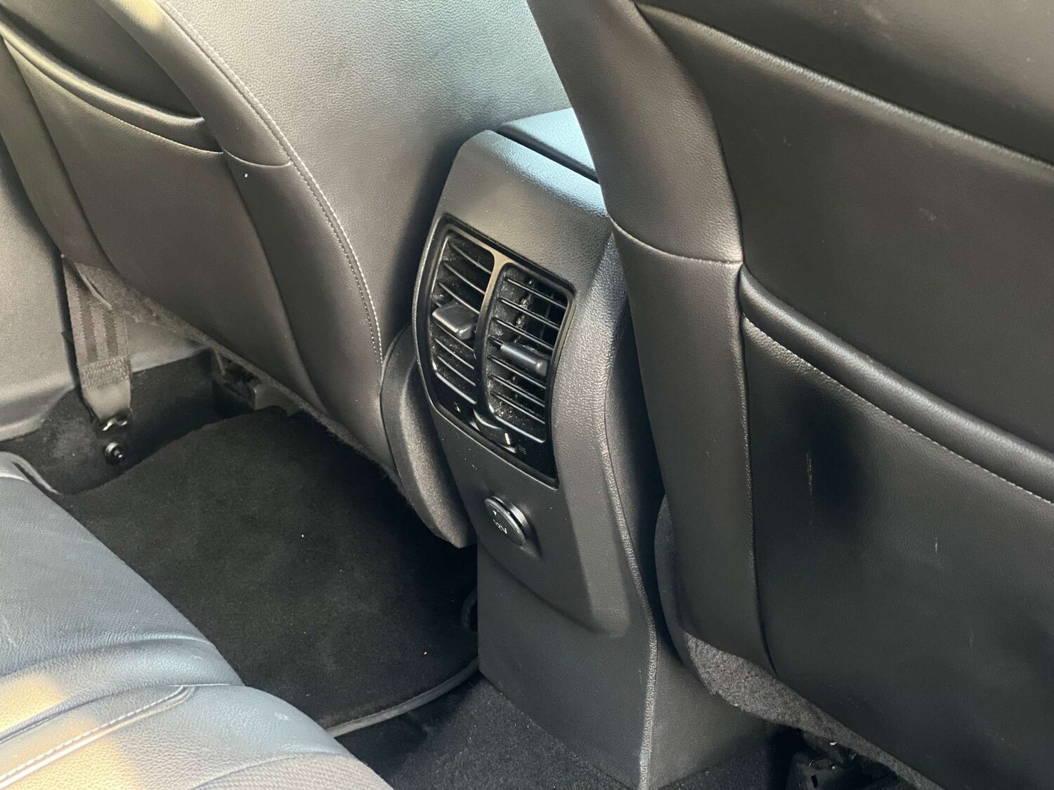 Used Ford Kuga 2013 for sale - 78111260: Photo 34