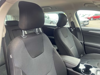 Used Ford Mondeo 2016 for sale - 78640795: Photo