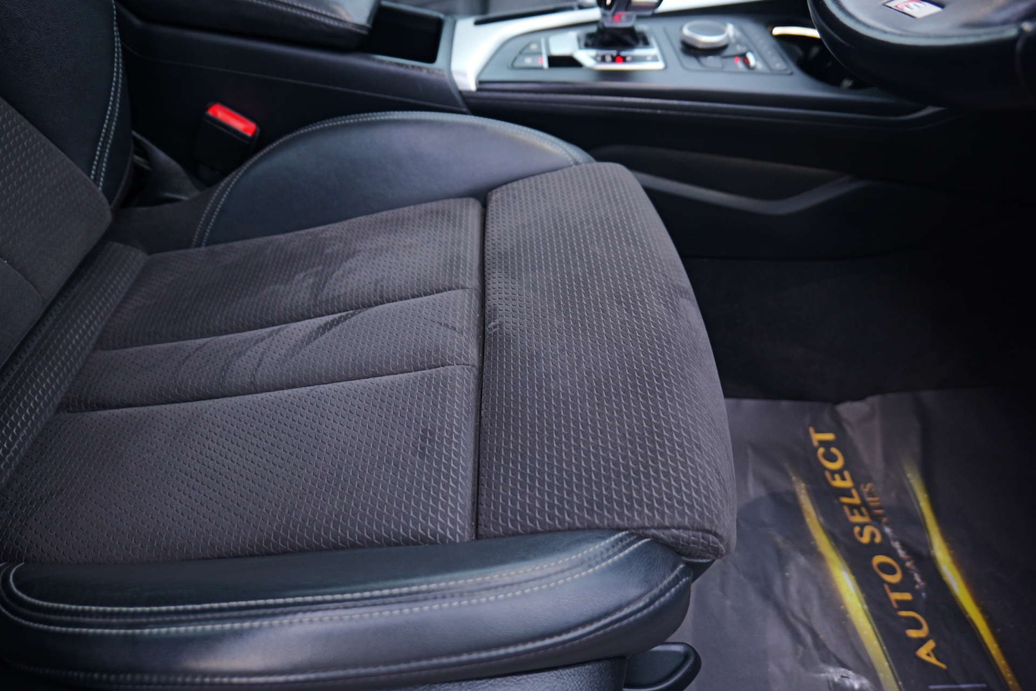 Used Audi A4 2018 for sale - 76533578: Photo 25