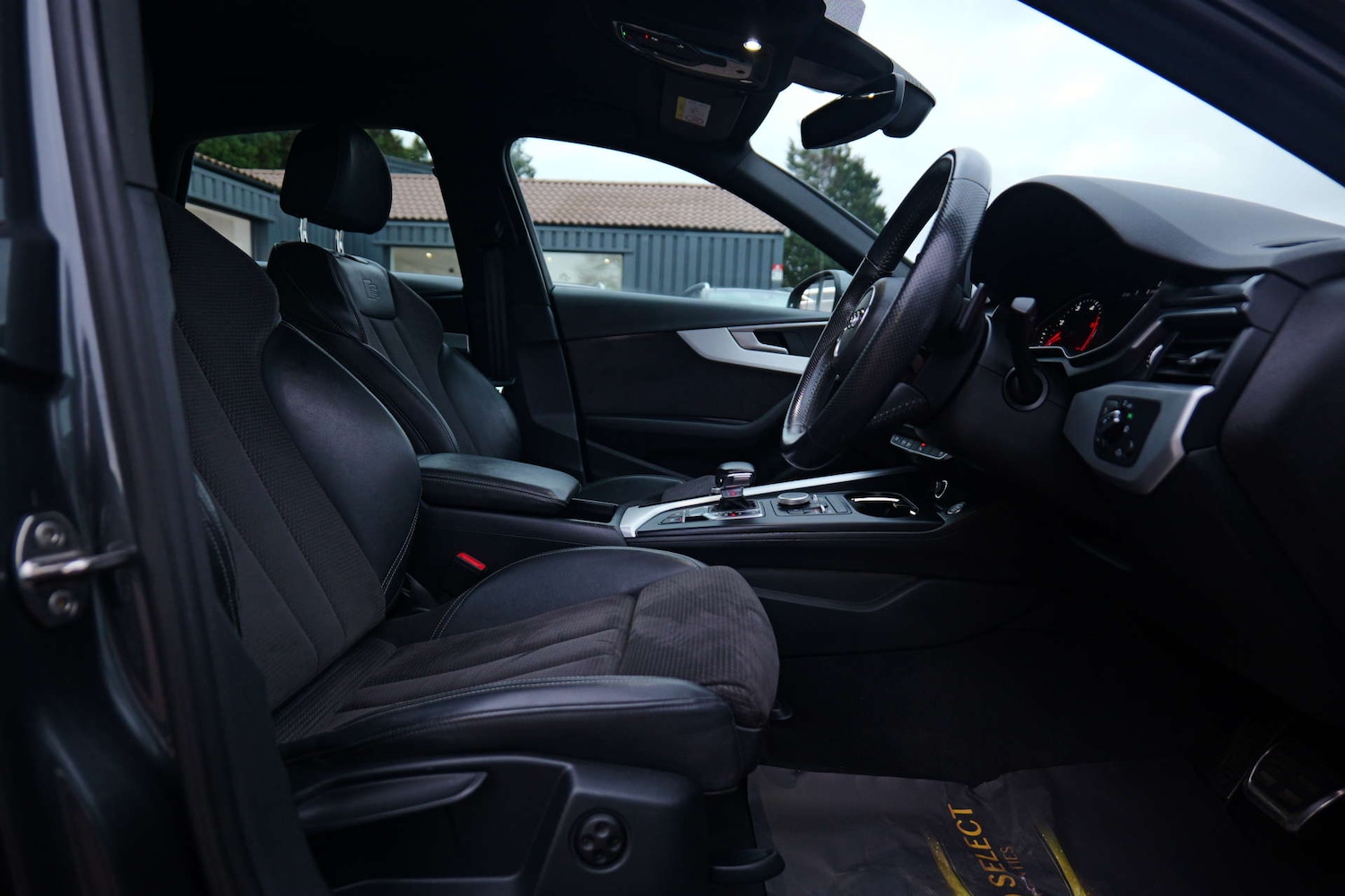 Used Audi A4 2018 for sale - 76533578: Photo 26