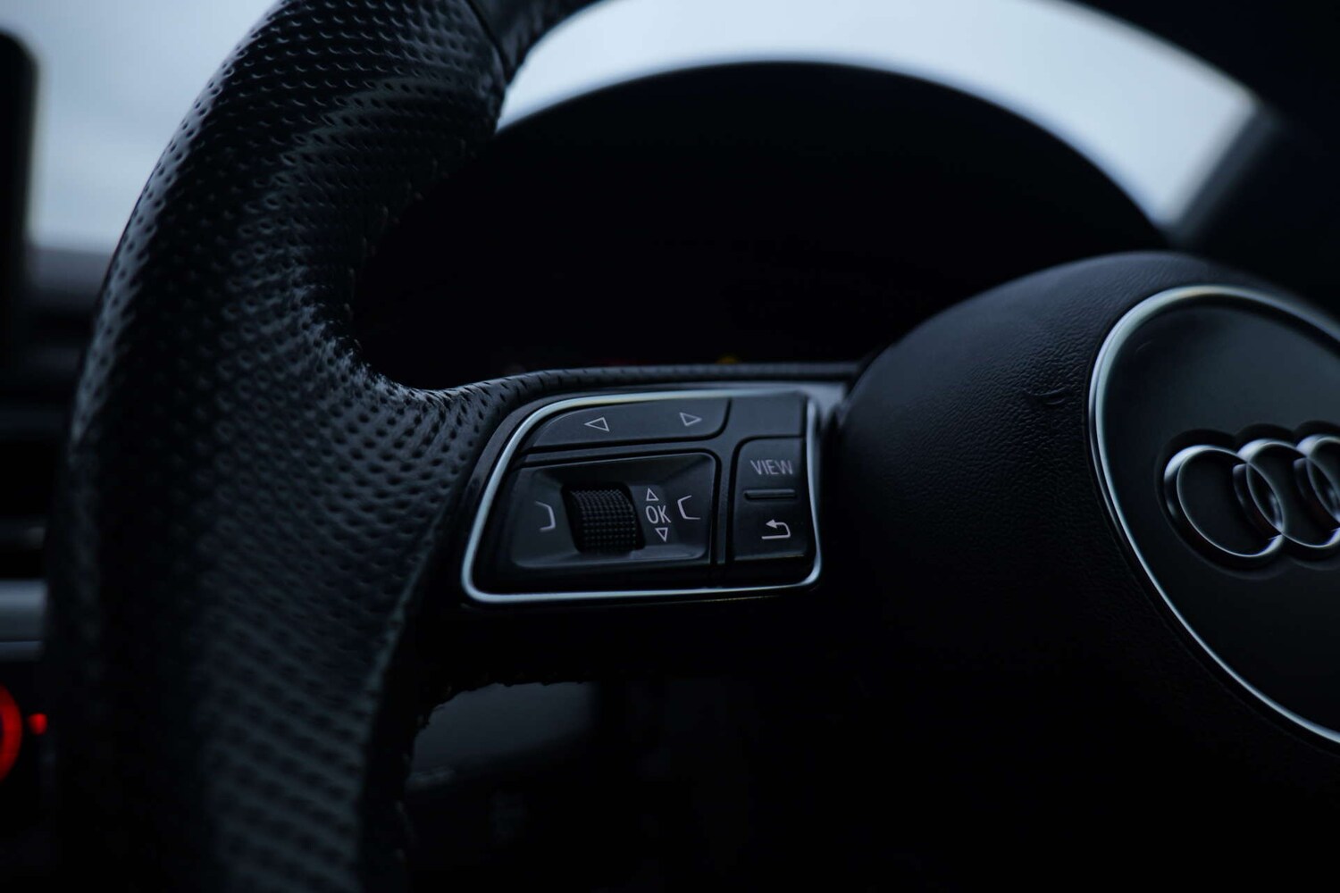 Used Audi A4 2018 for sale - 76533578: Photo 32