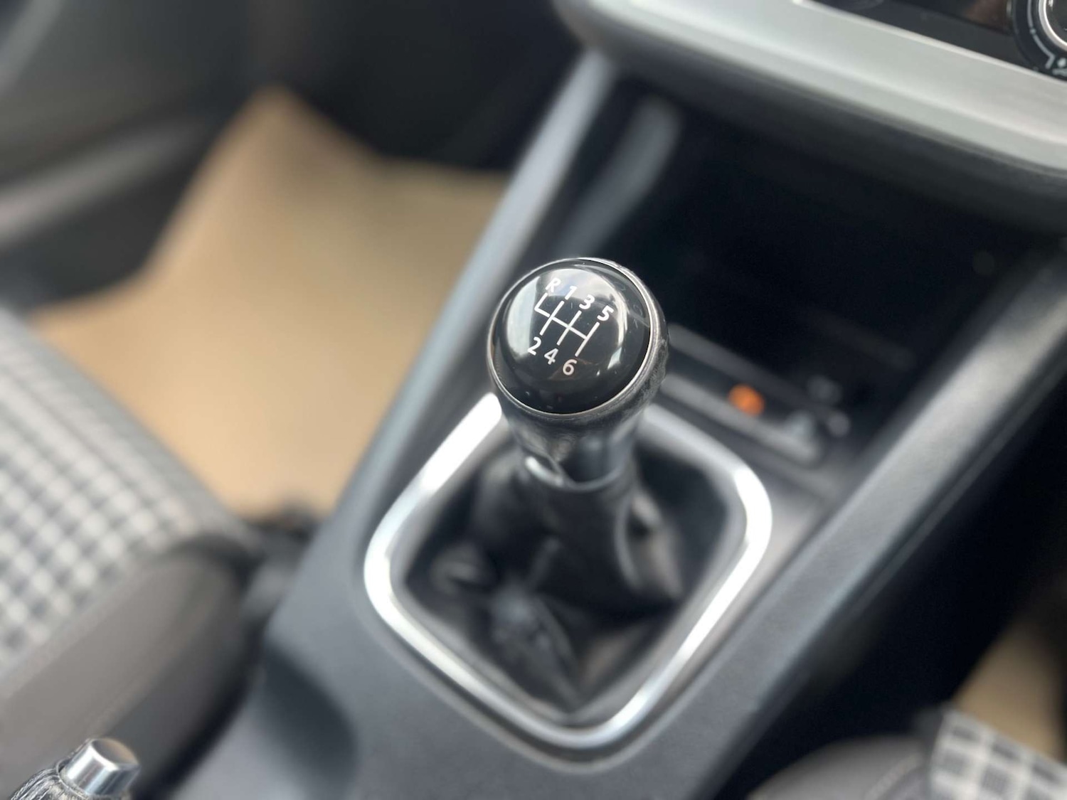 Used Volkswagen Scirocco 2015 for sale - 78027760: Photo 21