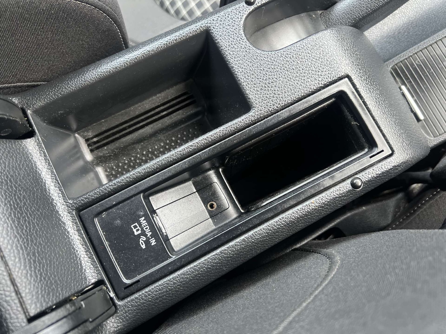 Used Volkswagen Scirocco 2015 for sale - 78027760: Photo 48