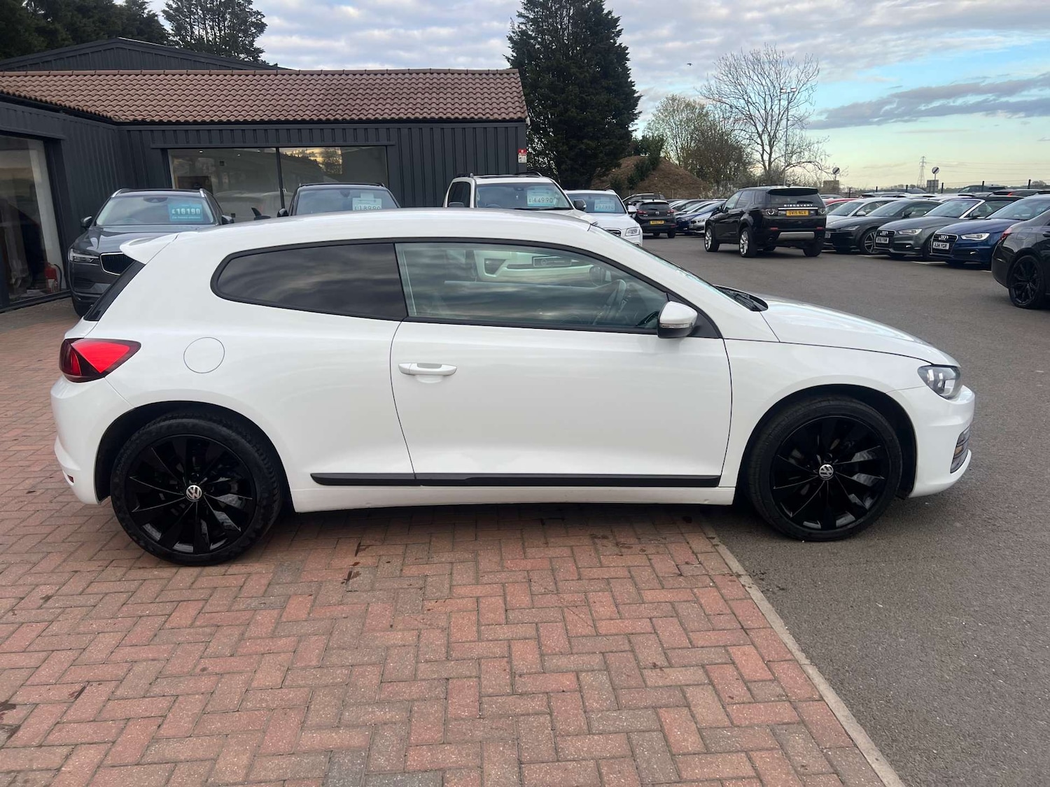 Used Volkswagen Scirocco 2015 for sale - 78027760: Photo 5