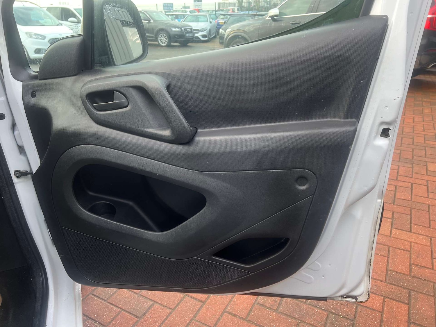 Used Peugeot Partner 2014 for sale - 77366787: Photo 17