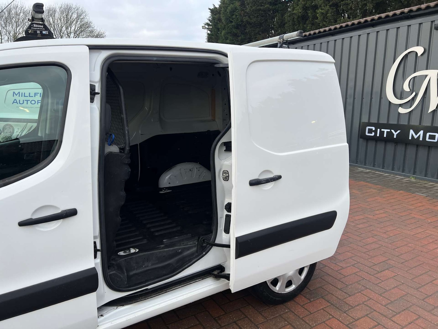 Used Peugeot Partner 2014 for sale - 77366787: Photo 26