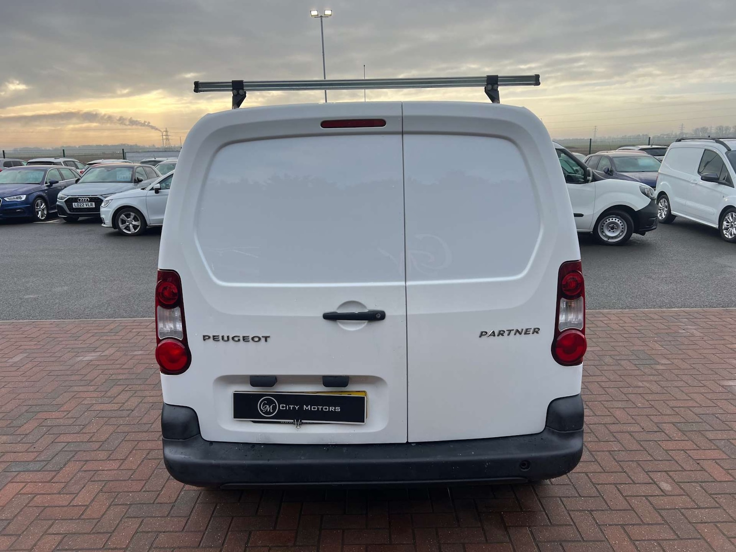 Used Peugeot Partner 2014 for sale - 77366787: Photo 7