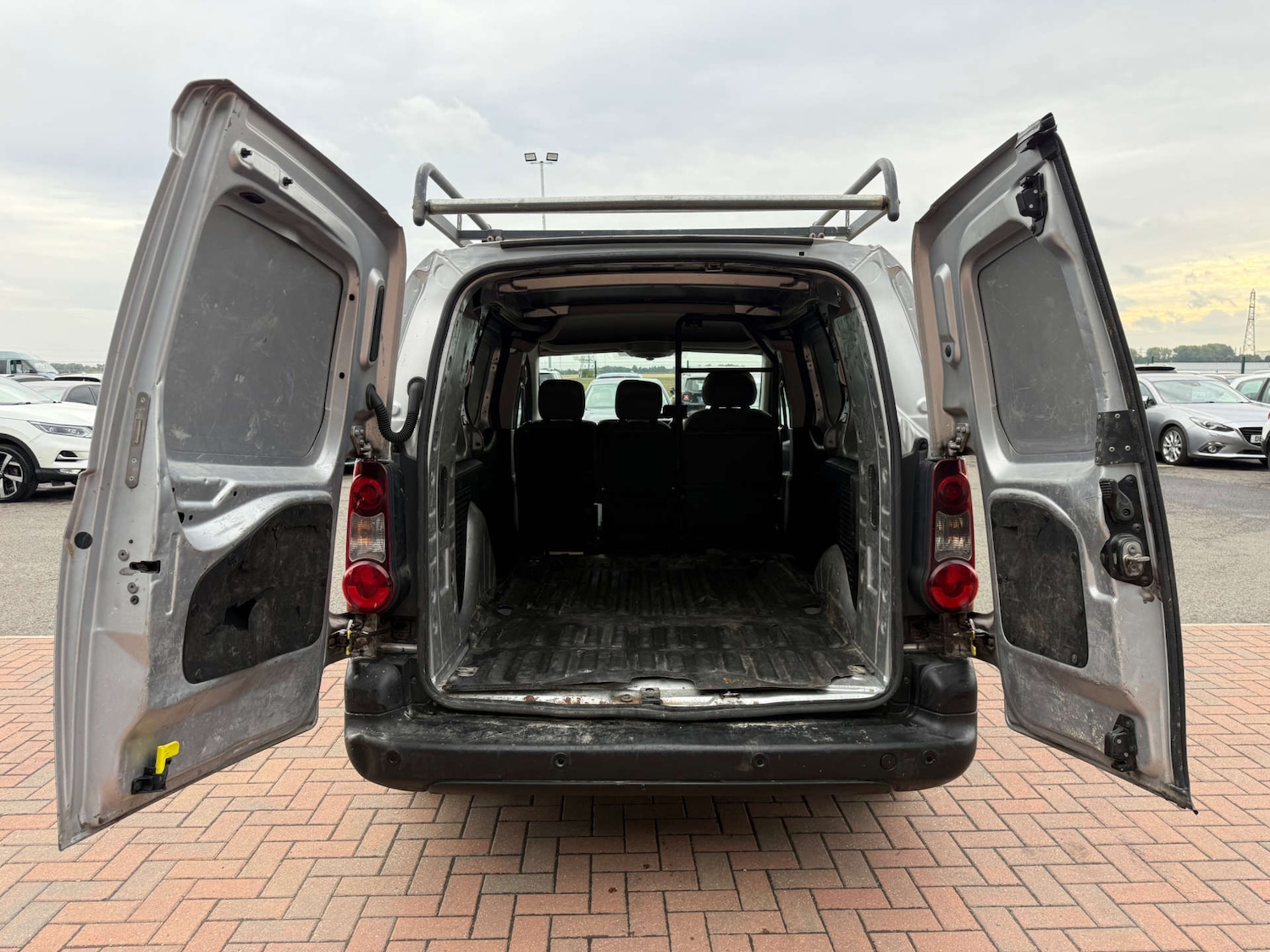 Used Citroen Berlingo 2013 for sale - 75919096: Photo 25