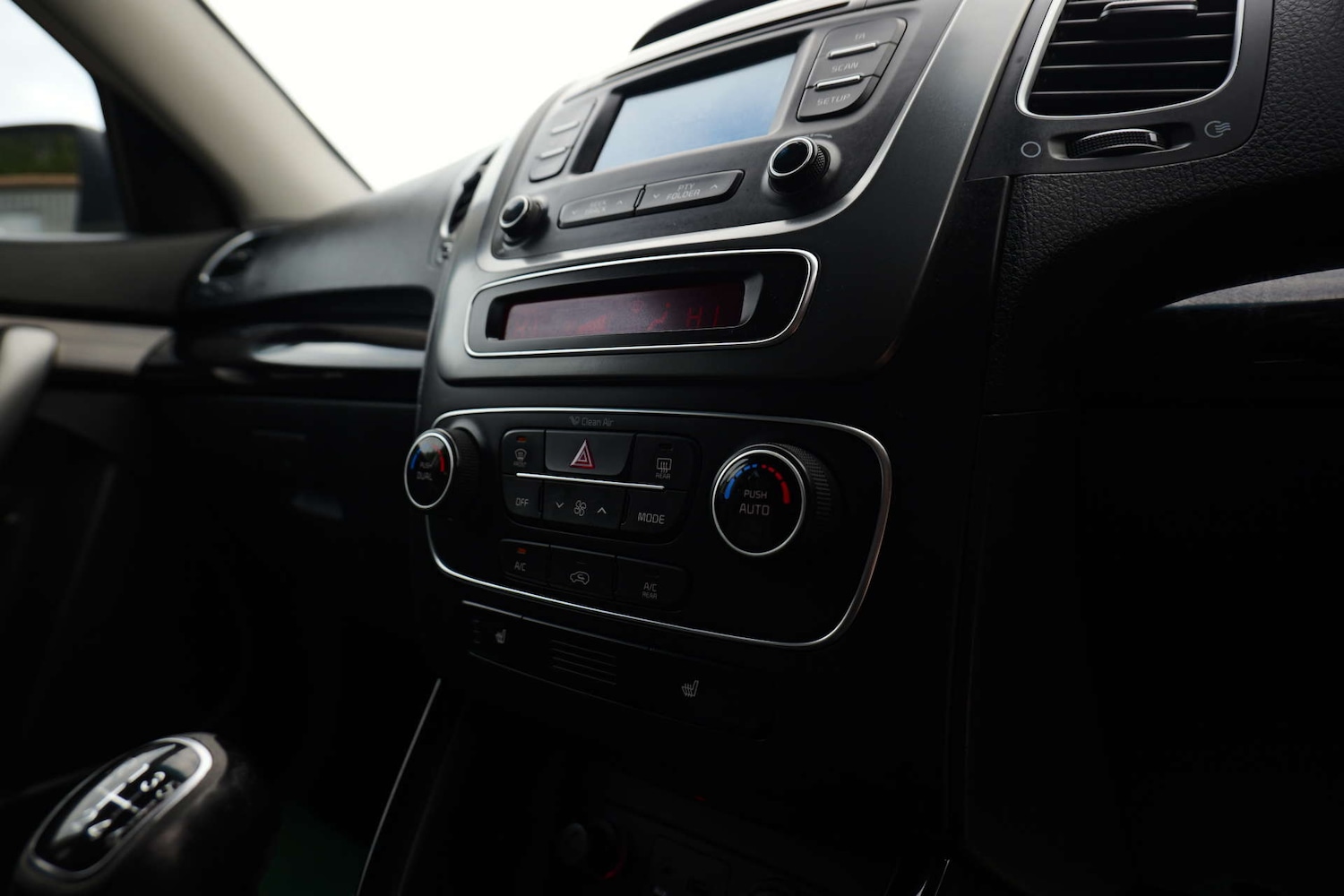 Used Kia Sorento 2015 for sale - 76567751: Photo 24