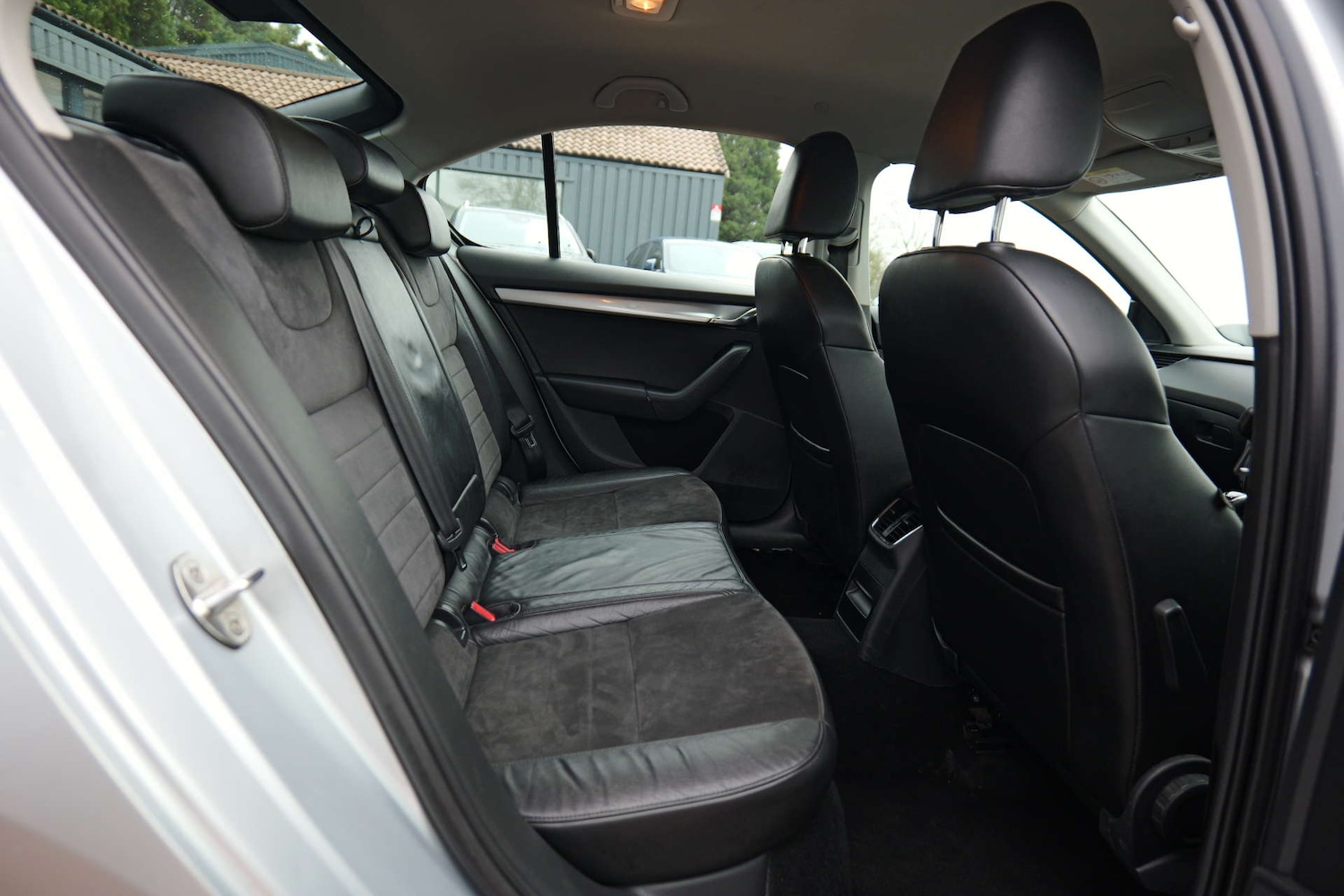 Used Skoda Octavia 2015 for sale - 76919207: Photo 37