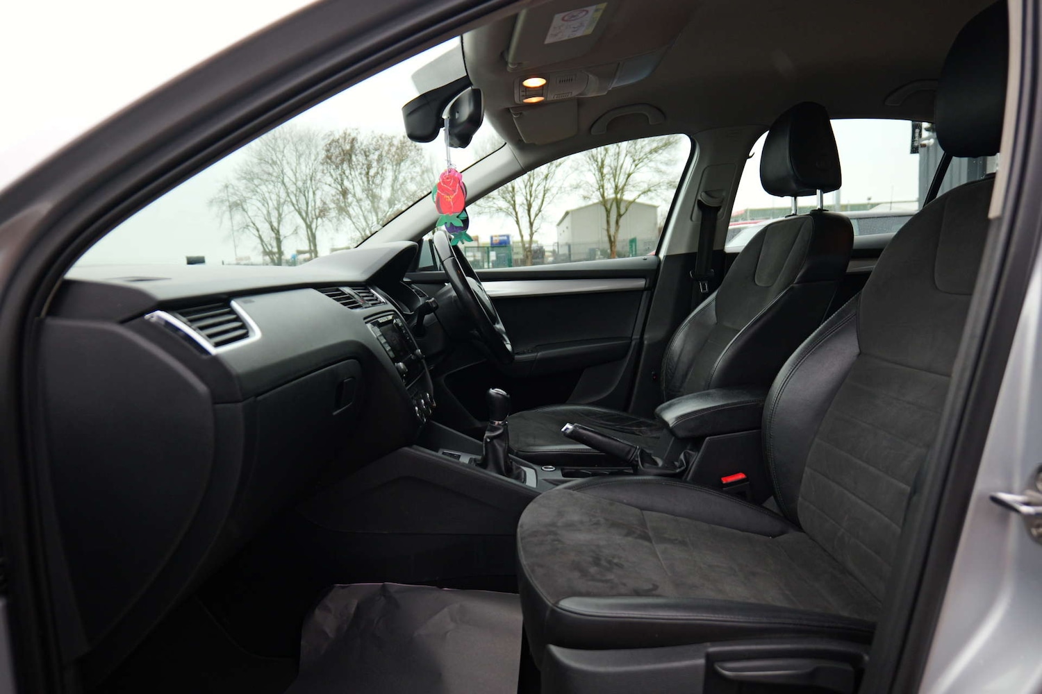 Used Skoda Octavia 2015 for sale - 76919207: Photo 44