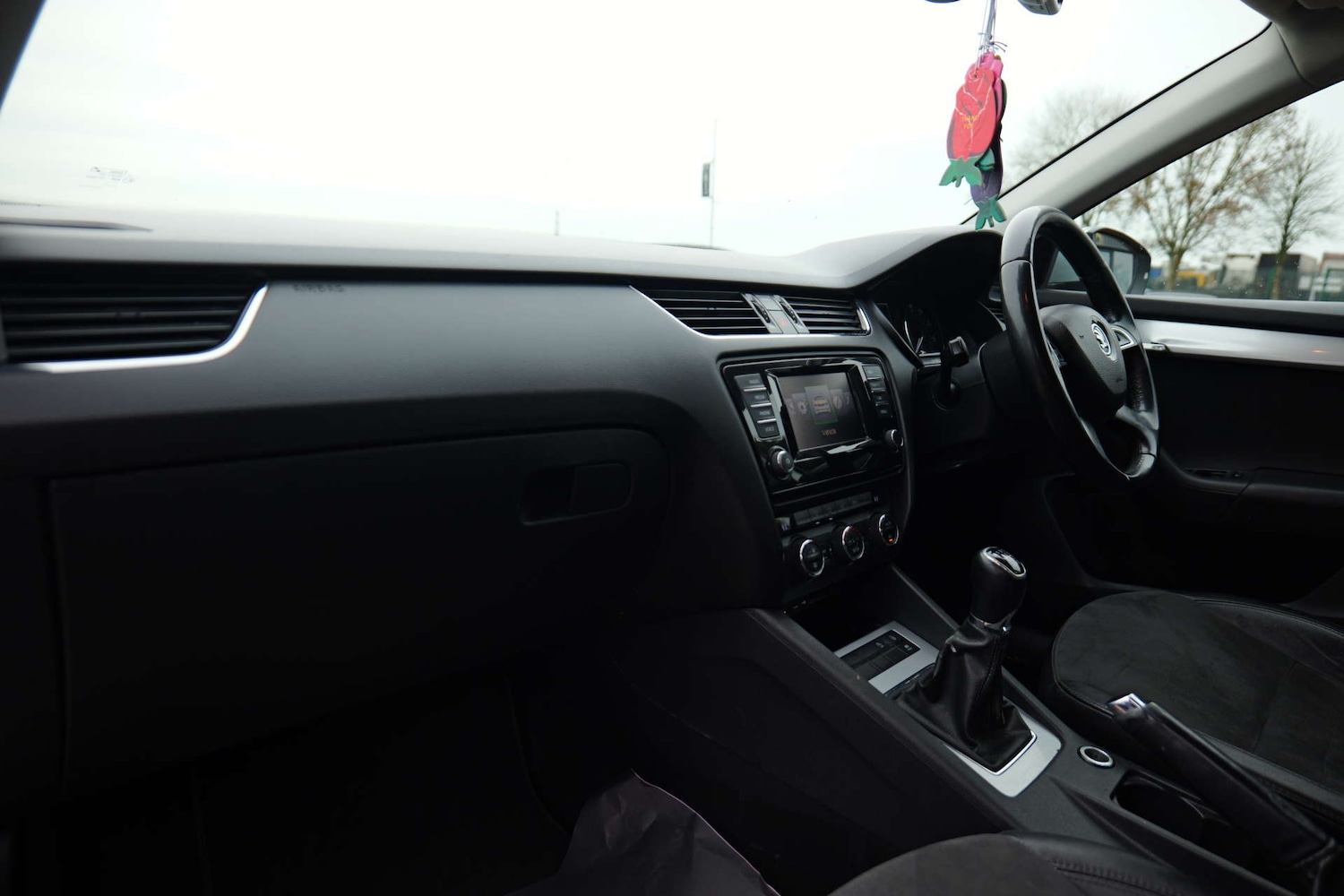 Used Skoda Octavia 2015 for sale - 76919207: Photo 45