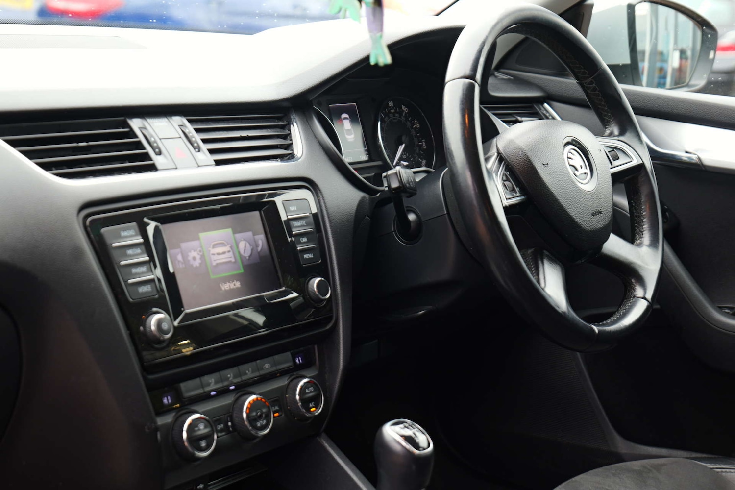 Used Skoda Octavia 2015 for sale - 76919207: Photo 46