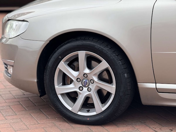 Used Volvo V70 2014 for sale - 76197193: Photo 14