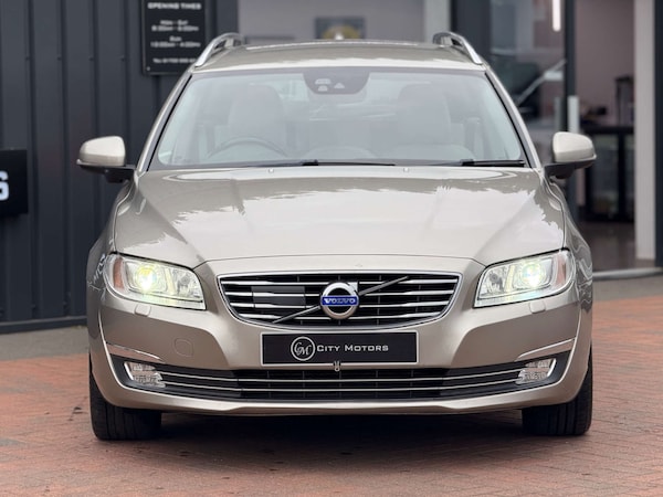 Used Volvo V70 2014 for sale - 76197193: Photo 3