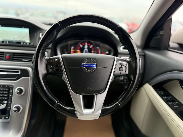 Used Volvo V70 2014 for sale - 76197193: Photo 42